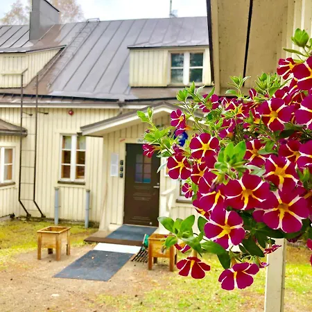 Salonsaaren Lomakylae