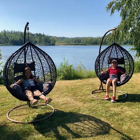 Salonsaaren Lomakylae