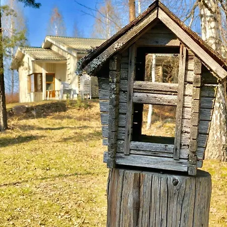 Salonsaaren Lomakylae