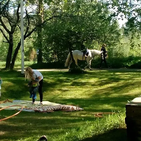 Salonsaaren Lomakylae Apartmán